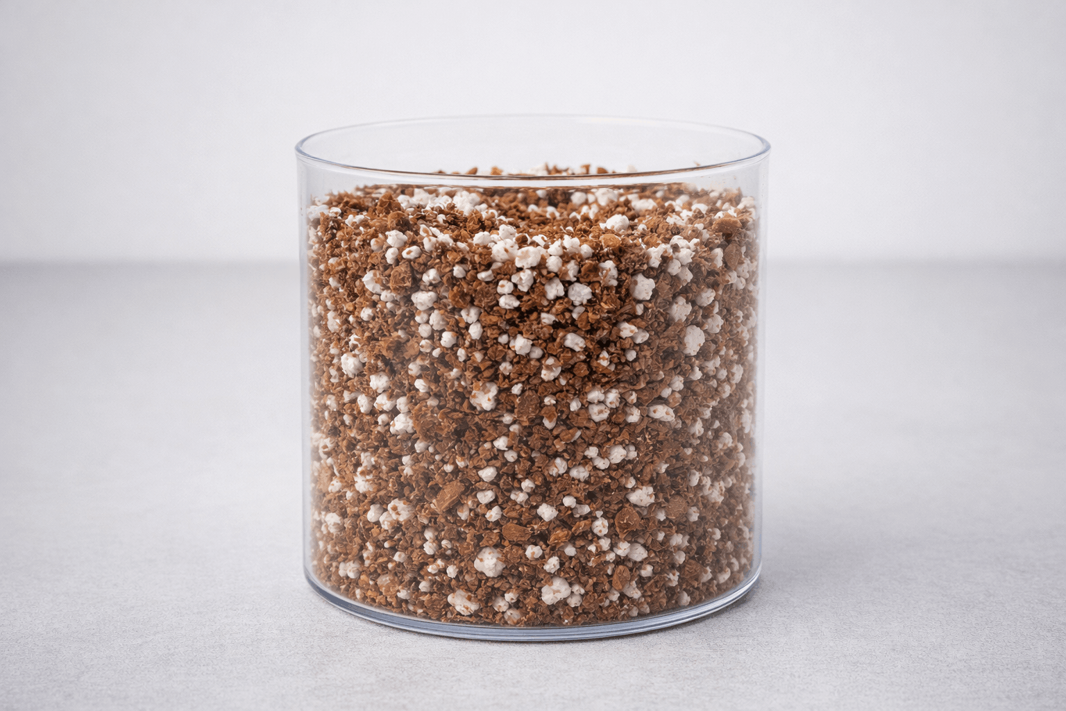 06 Cocopeat and perlite mix in container